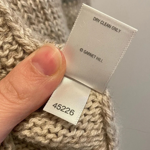 Garnett Hill 100% Baby Alpaca Knit Cardigan Sweater - Picture 5 of 10